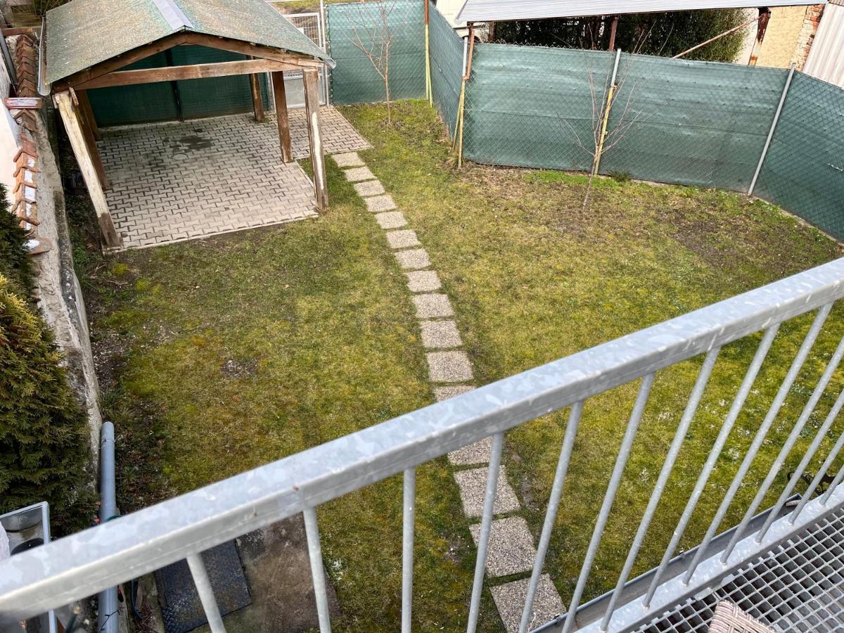 Rabbit Apartman Mosonmagyaróvár 外观 照片