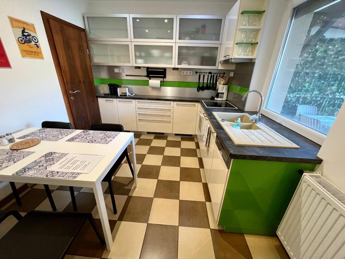 Rabbit Apartman Mosonmagyaróvár 外观 照片
