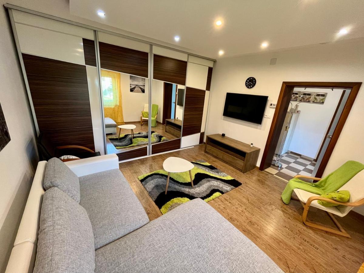 Rabbit Apartman Mosonmagyaróvár 外观 照片